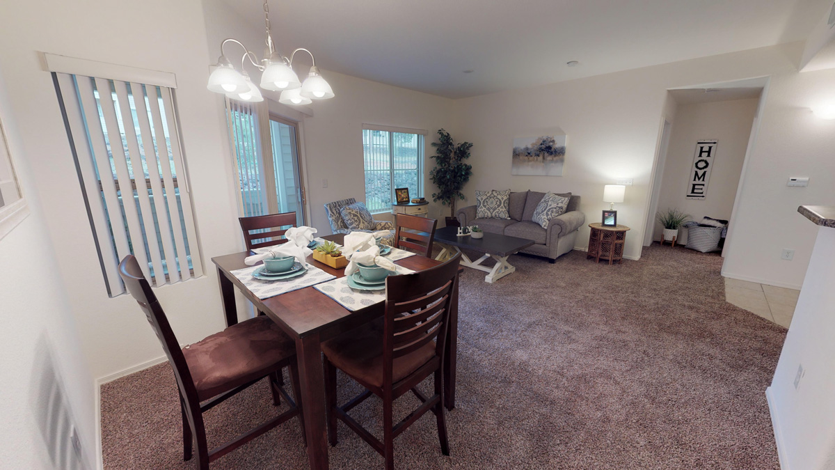 Apartment Photo Gallery Show Low by Elk Ridge Apartments Arizona 928