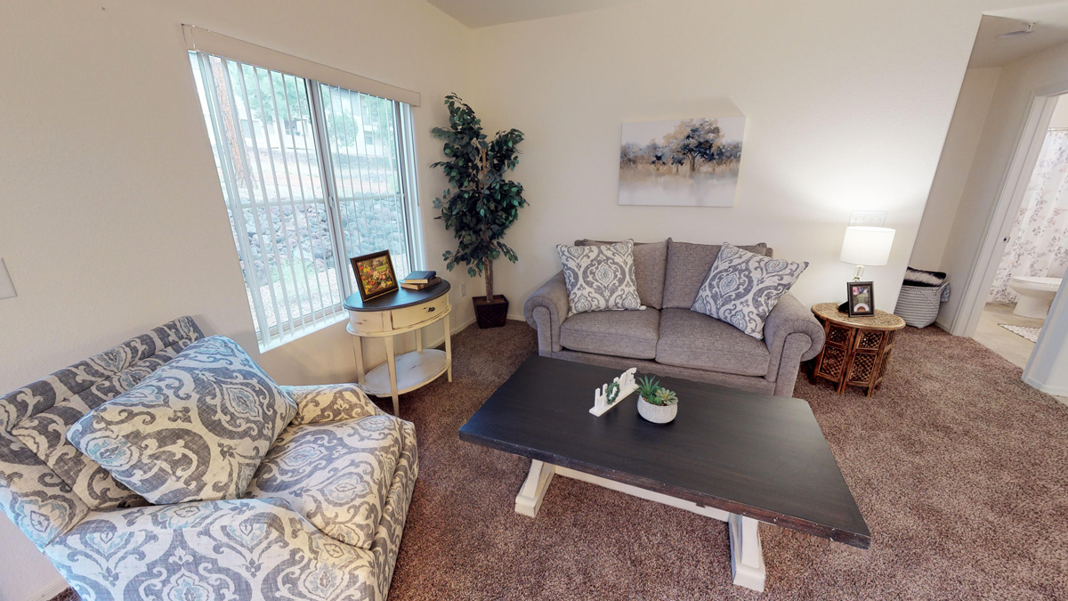 Apartment Photo Gallery Show Low by Elk Ridge Apartments Arizona 9285372620