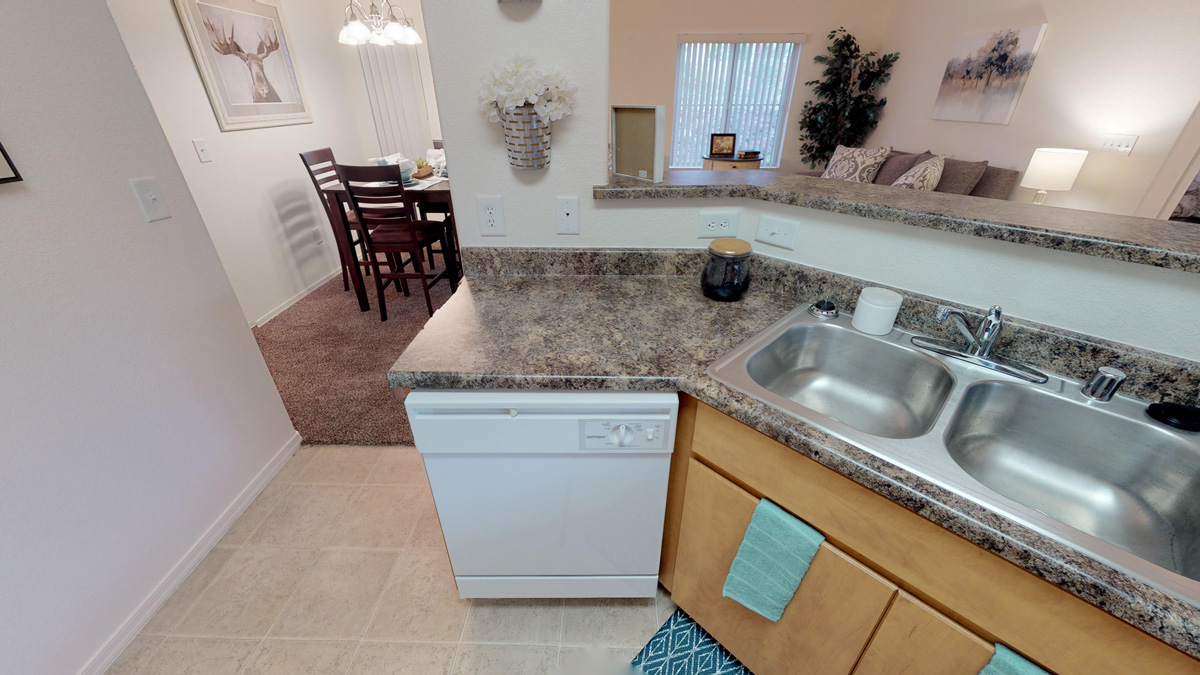 Apartment Photo Gallery Show Low by Elk Ridge Apartments Arizona 9285372620