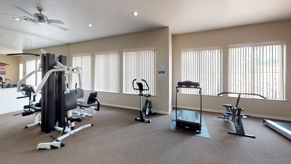 Apartment Photo Gallery Show Low by Elk Ridge Apartments Arizona 928